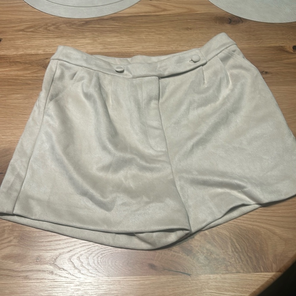 NWT Feel the Roses Faux Suede Shorts